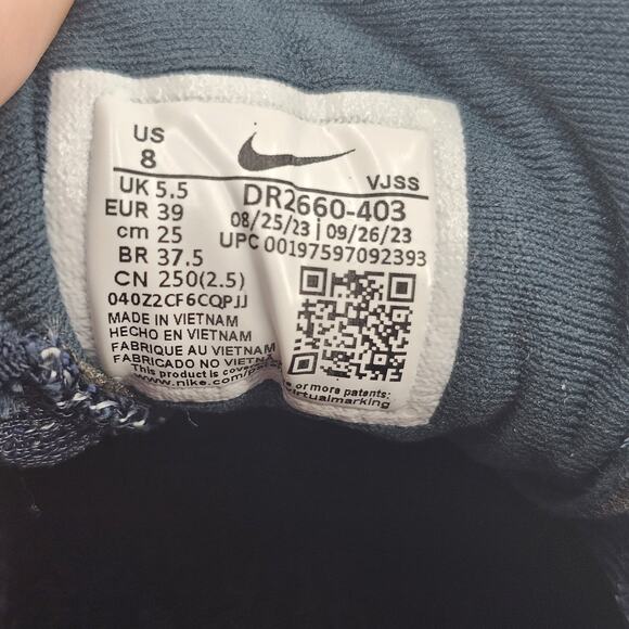 NEW Nike ZoomX Invincible 3 Womens 8 Running Shoe Armory Navy Denim Turquoise - Picture 11 of 12